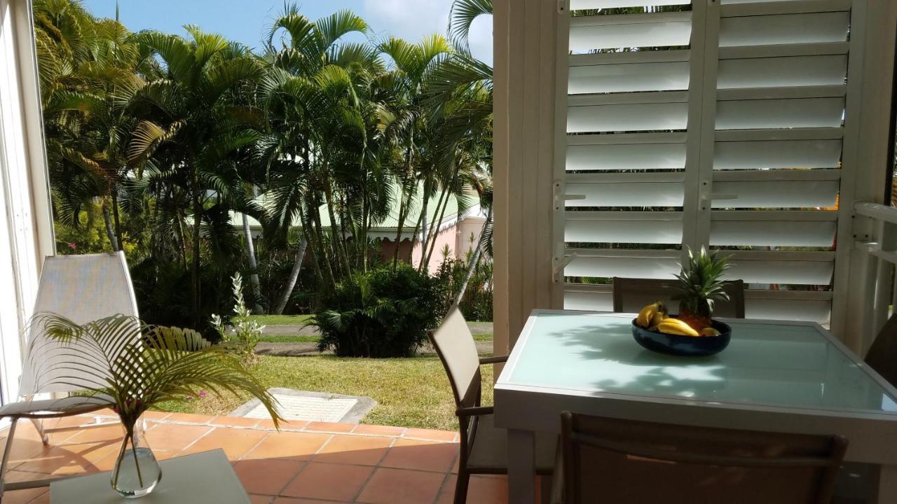 Appartement Rez-De-Chaussee De Villa A 1 Minute De La Plage Saint-Francois  Exterior foto